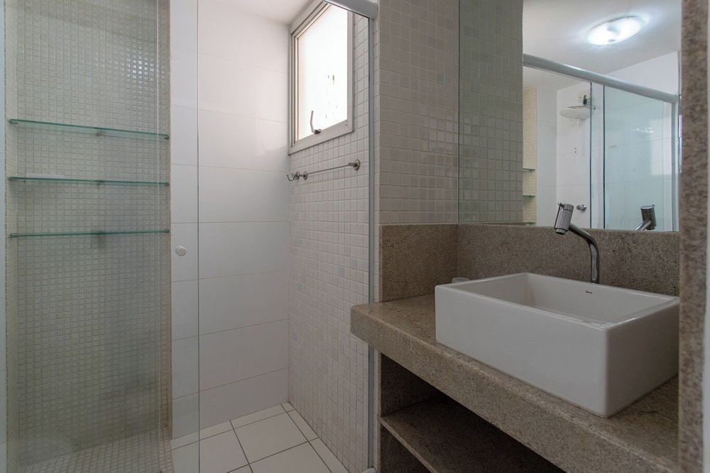 Apto Pet Friendly com 3 Su tes e Vista Para o Mar