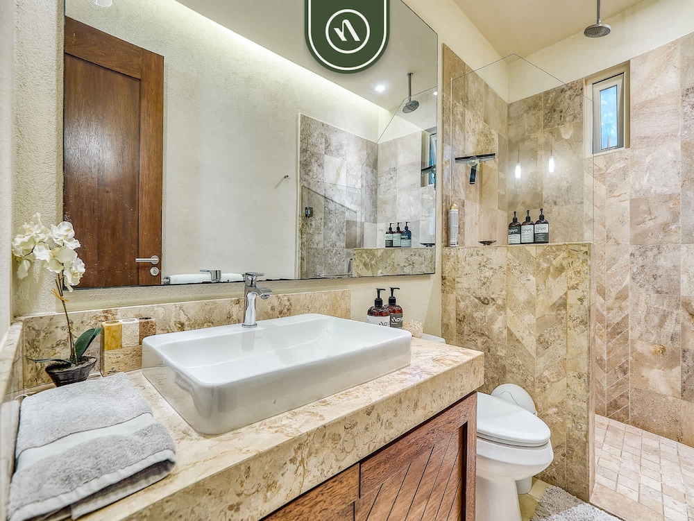 V166 106 in Jalisco With 1 Bedrooms and 1 Bathrooms