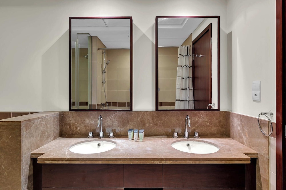 Bellavista - Elegant -2BR -Fountain View