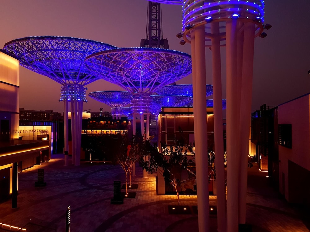 Stunning Sea Views on Dubai s New Luxury Island