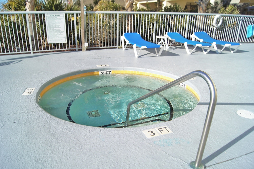 Seaside Resort 1003