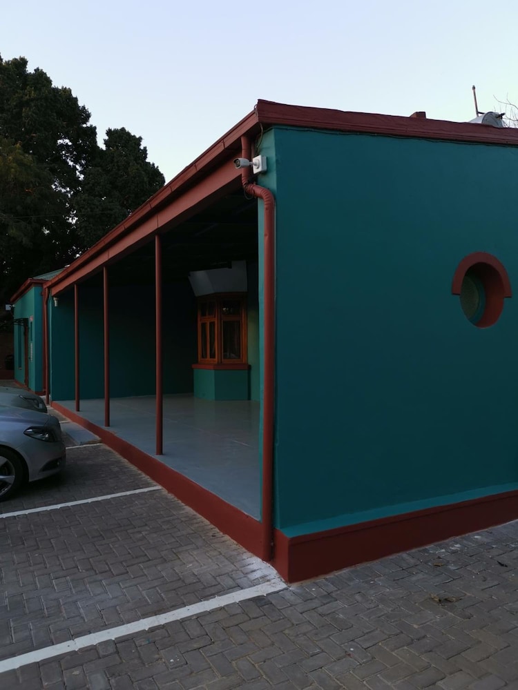 Green On Minni Guest House view 3