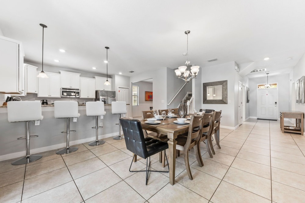 1417 Rolling Fairway Dr