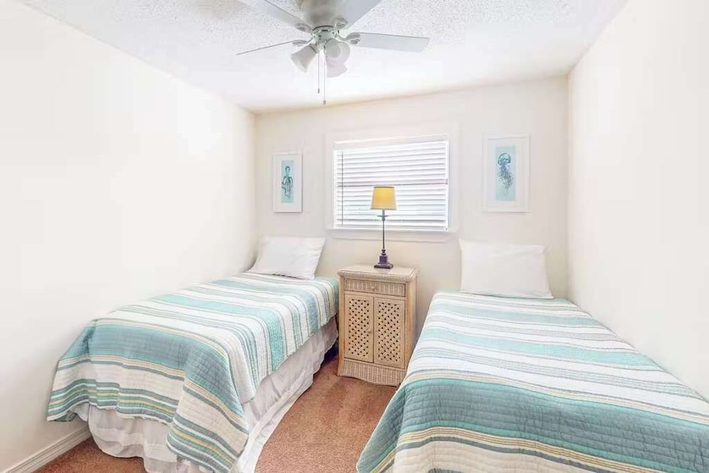 Leo s Place - 2 Bed With Pool Beaches Dining