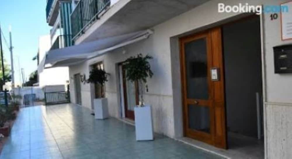 Photo 44