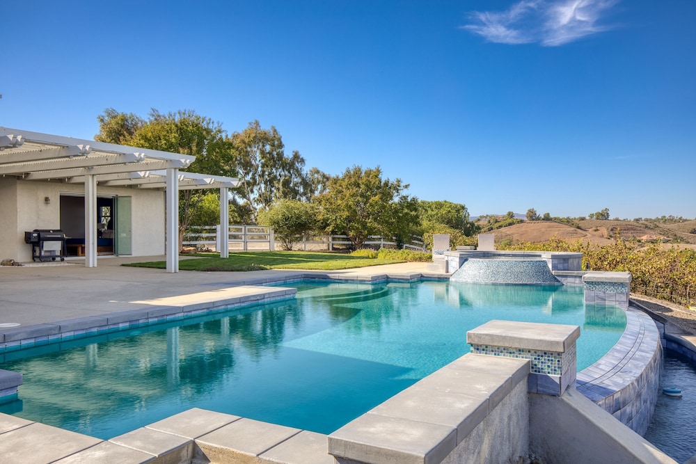Summit Ranch by Avantstay Infinity Pool Views