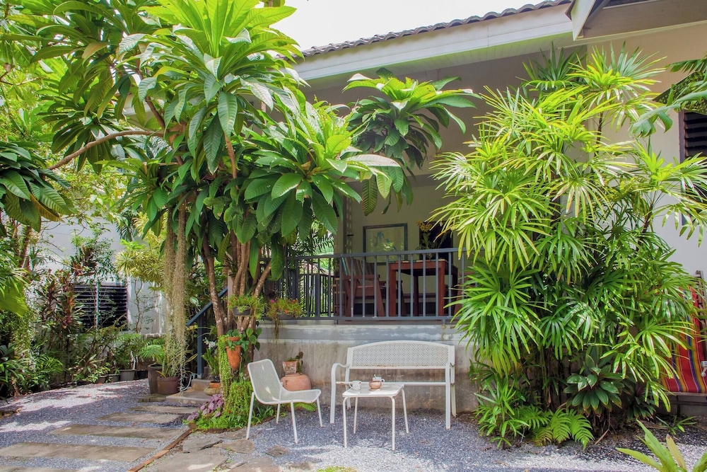 Jaccuzi House 5 pl 200 m From a Beautiful Beach