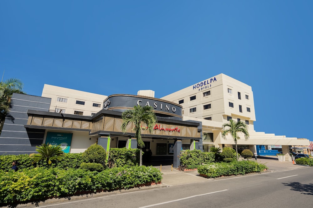 Hodelpa Gran Almirante Hotel & Casino