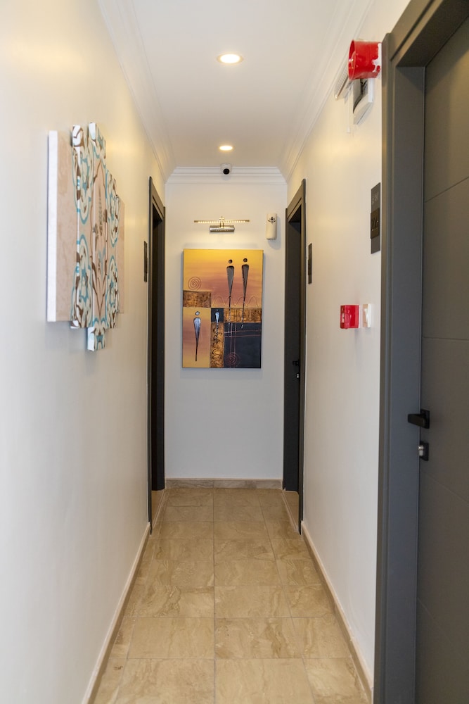 Galley Hotel