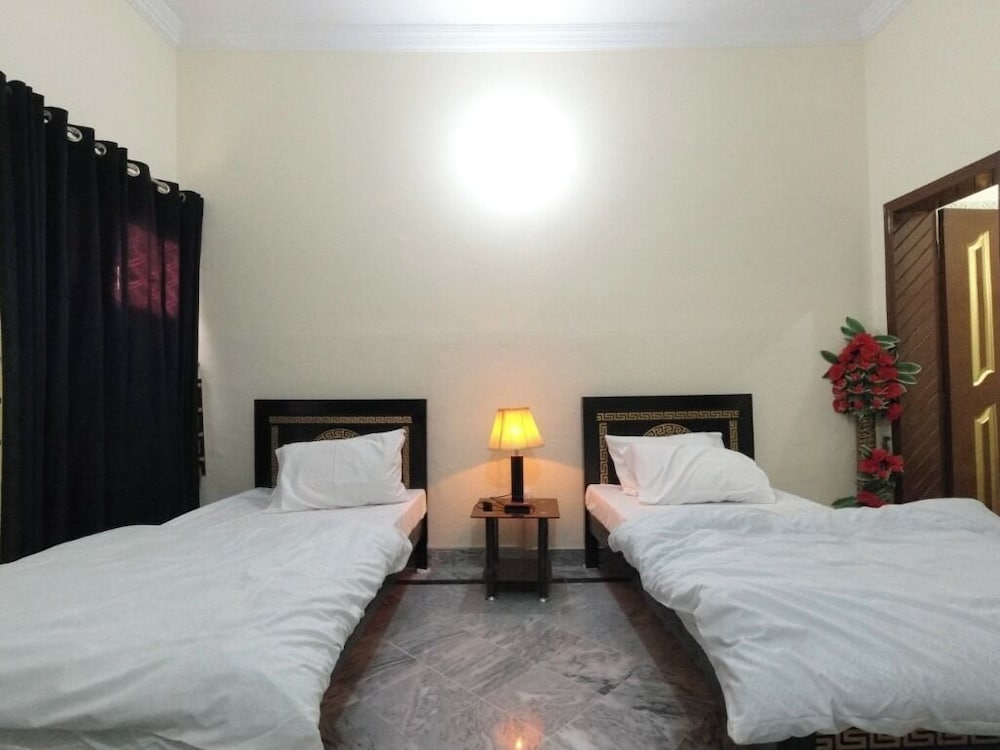 Room-charming B&B in Rawalpindi