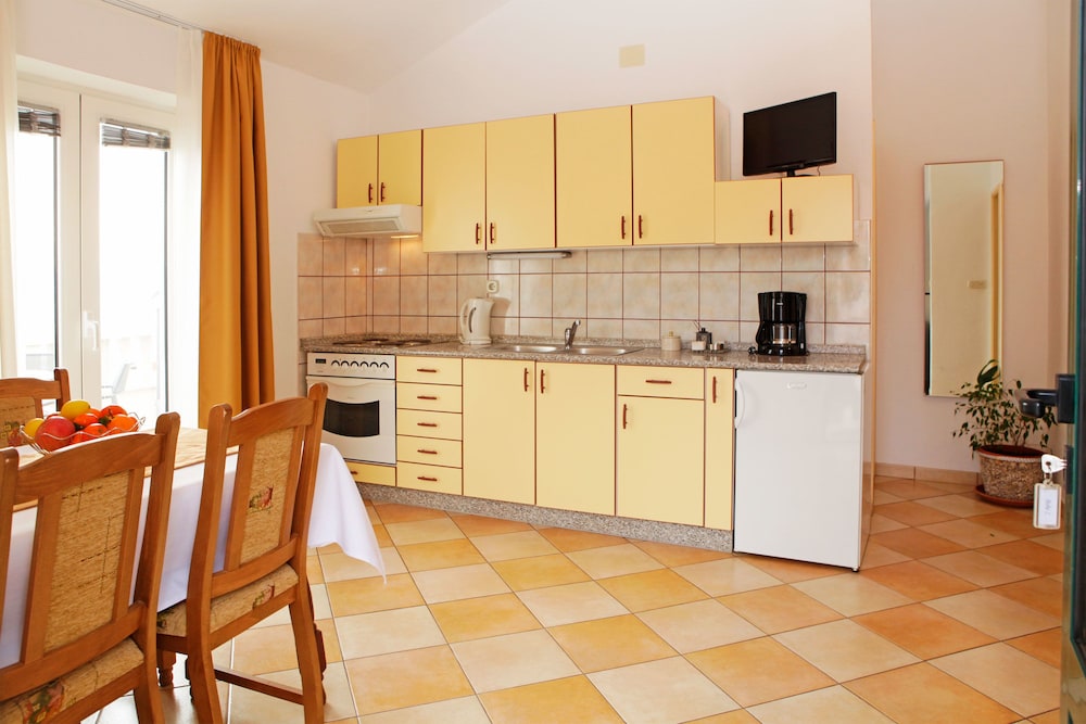 Ratac Apartments