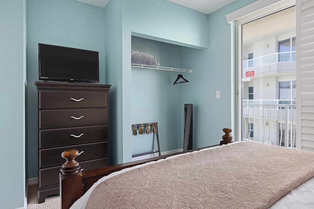 Emerald Key by Southern Vacation Rentals