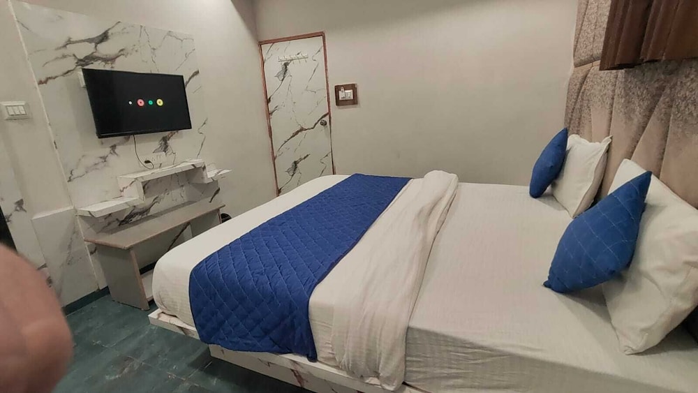 Hotel Karnavti