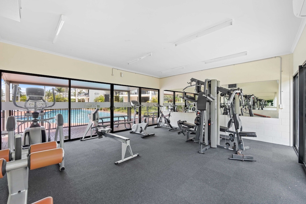 Beachside 3-bed With Bbq, Pool, Gym