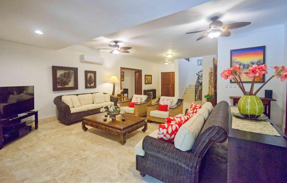 Cozy Private Villa in Amazing Beach Golf Resort view 4