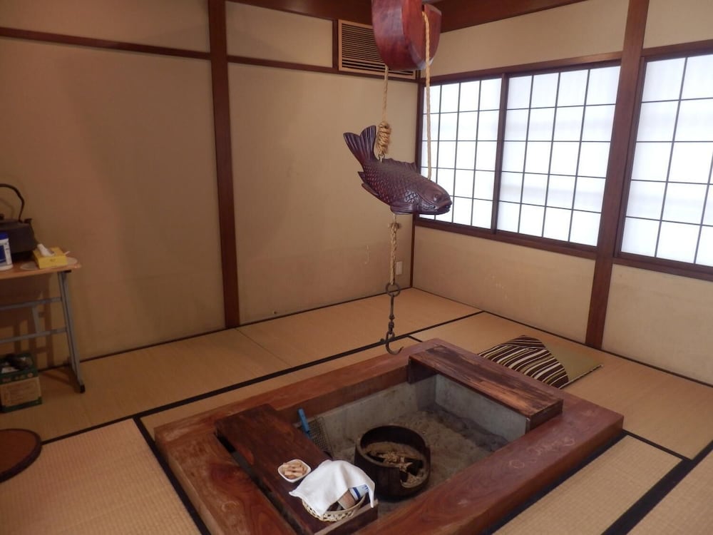 Yuwaku Guesthouse - Hostel