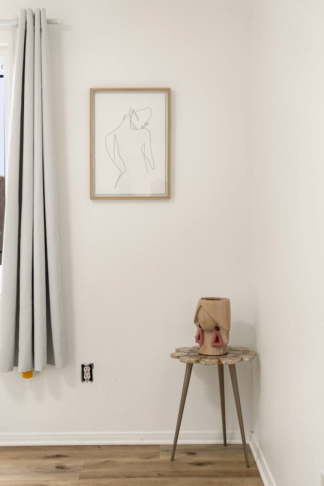 Lanzit Bnb - 35 Percent off June Low Fees