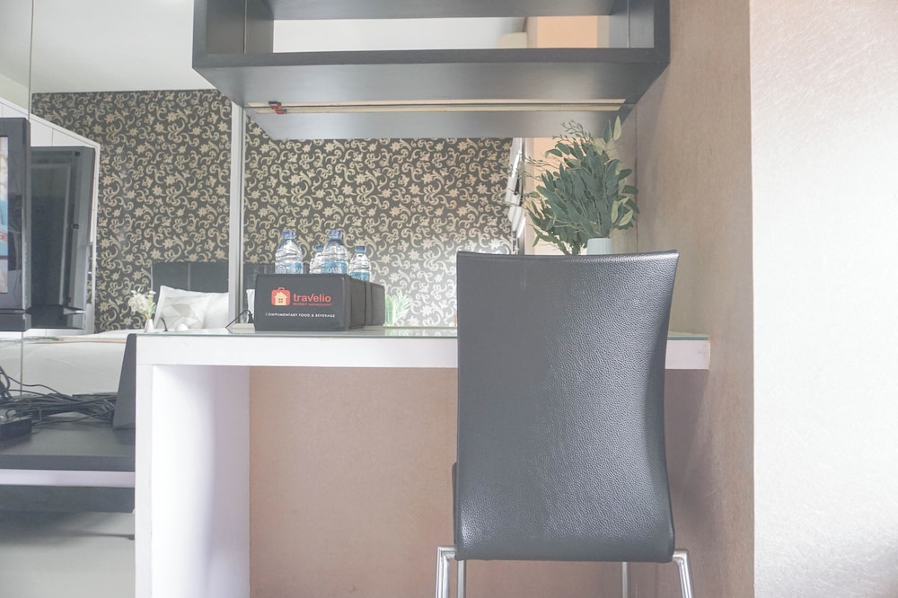 Minimalist And Relaxing Studio Room At Tamansari Semanggi Apartment