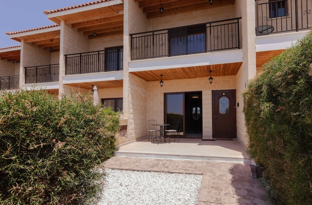 Paphos Vacations - Phaedrus Living Argaka Zen Residence - Property Image 12