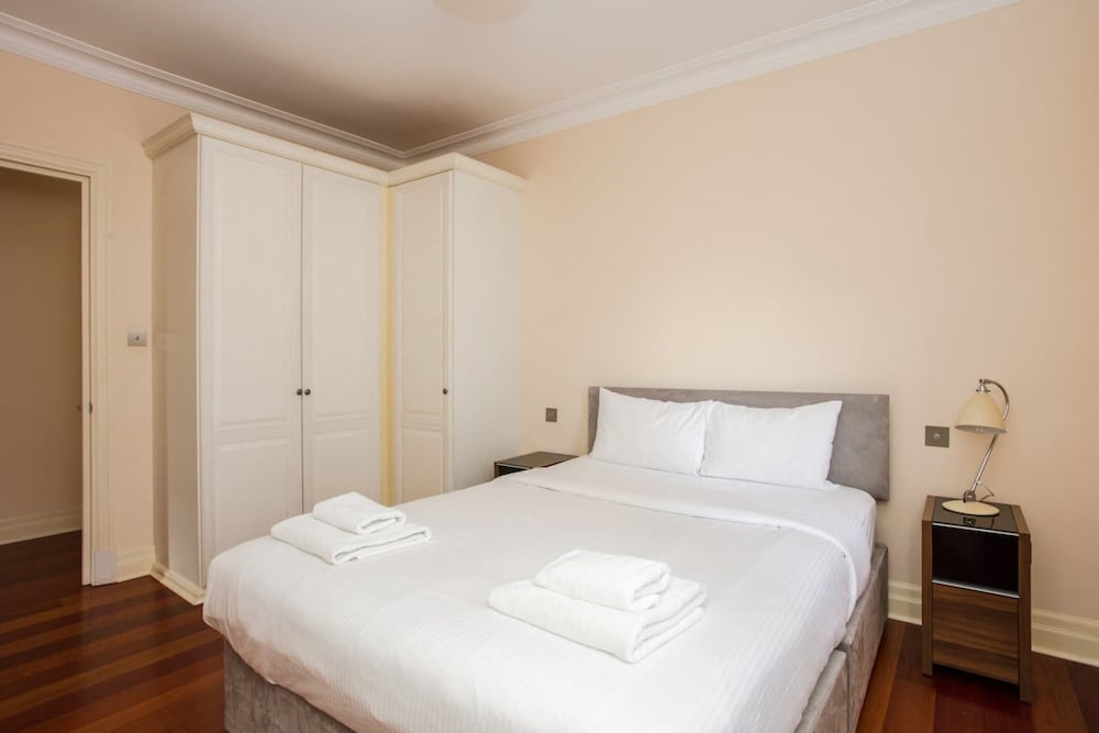 Luxury 2 Bedroom Apartment in London Bridge