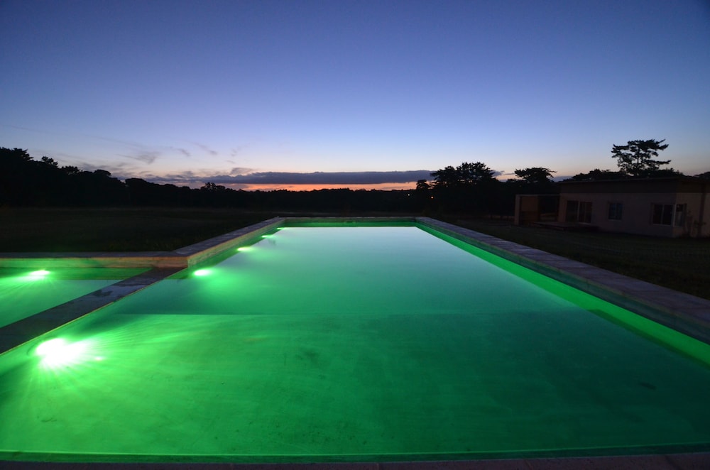 Ruca Haian. Cabañas Spa & Restó. Tandil