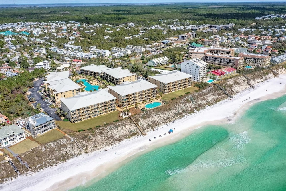 Salt Water Express by Avantstay Top Floor Corner Unit Adagio
