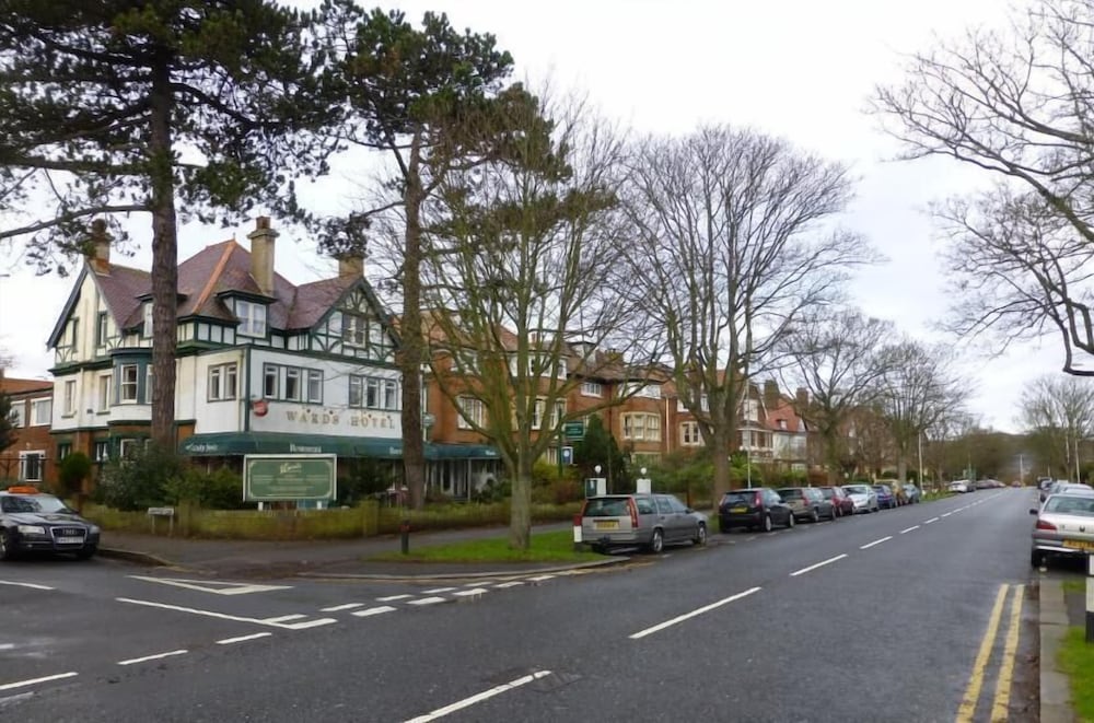 Folkestone Vacations - Wards Hotel - Property Image 2