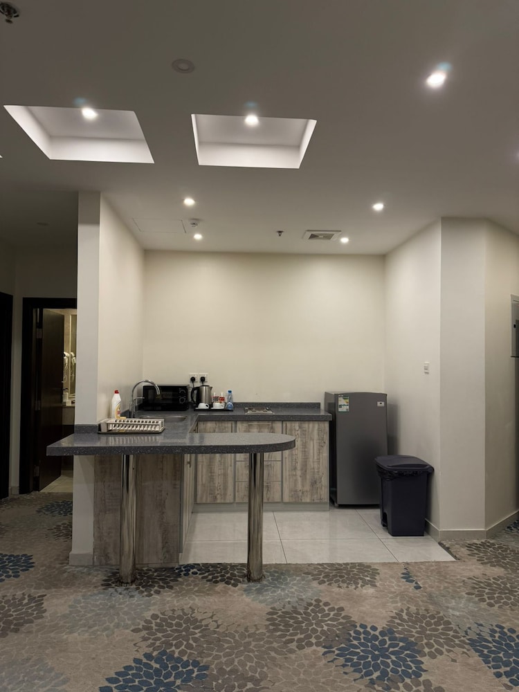 Azard Hotel