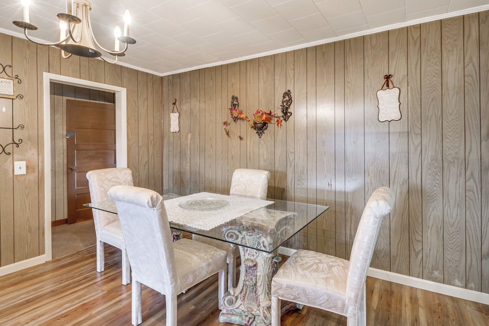 BBQ Ready: Delta Country Home on 30 Acres