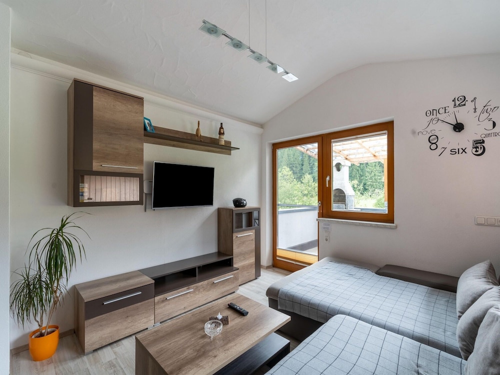Apartment Neukirchen Near Ski Slopes