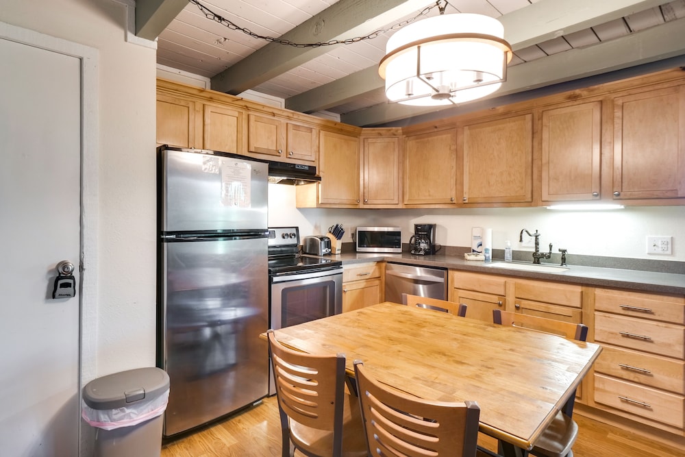 Summit County Vacations - Silverthorne Condo w/ Community Pool Hot Tub! - Property Image 27