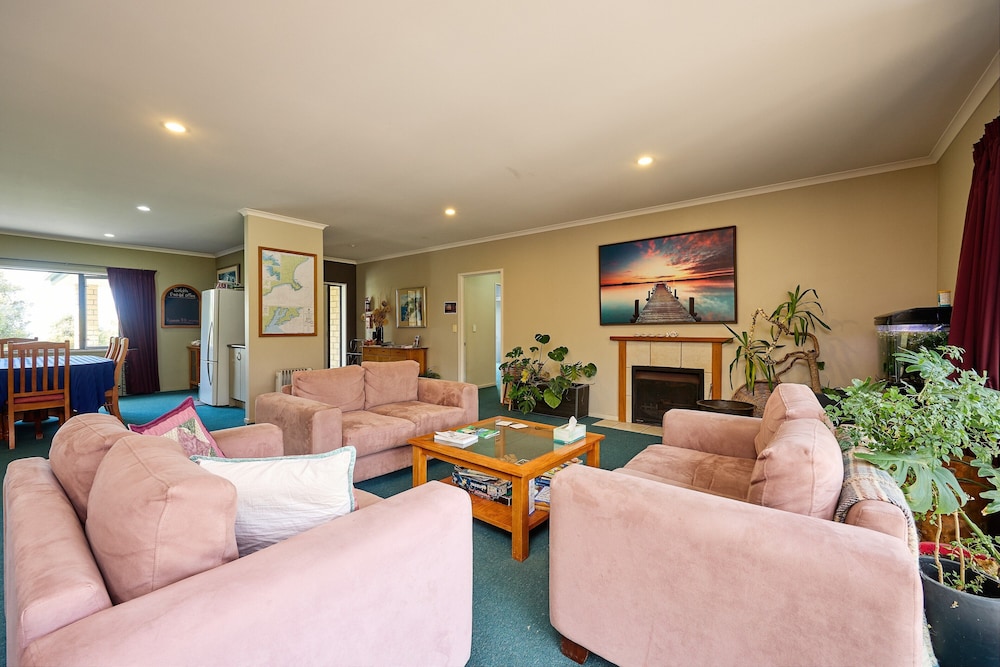 Awatea Country B&B