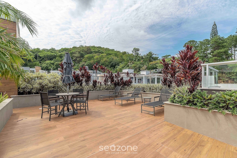 Apartment With Barbecue in Itacorubi Aft0210