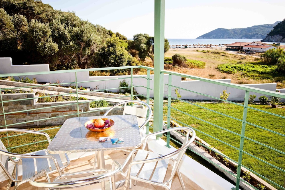 Aselinos Suites