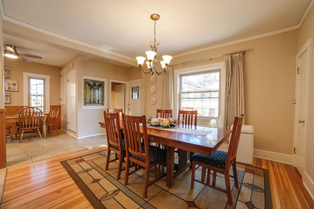 Inviting Colorado Springs House w/ Spacious Deck!