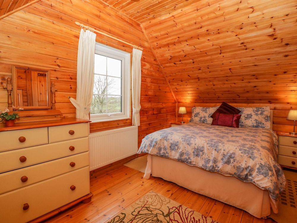 Orchard Lodge
