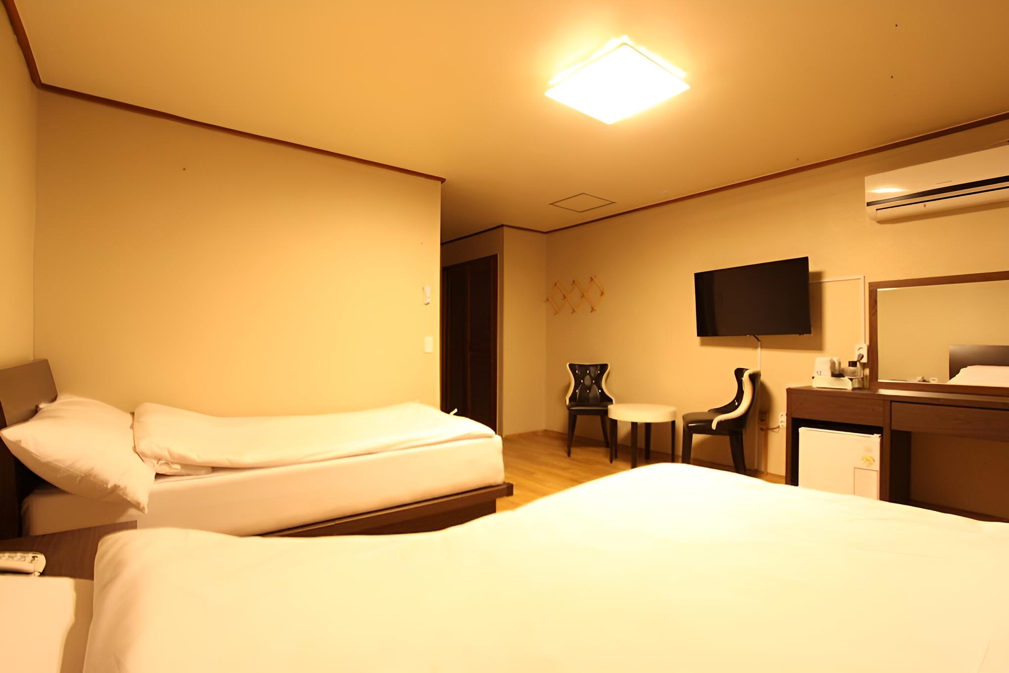 Jeju Jam Hotel view 4