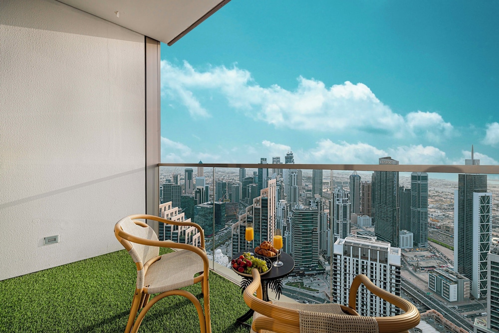 Grande Suites by Hostiva - Sea View