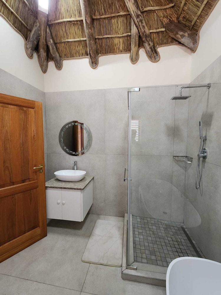 Lichenry Bush Lodge