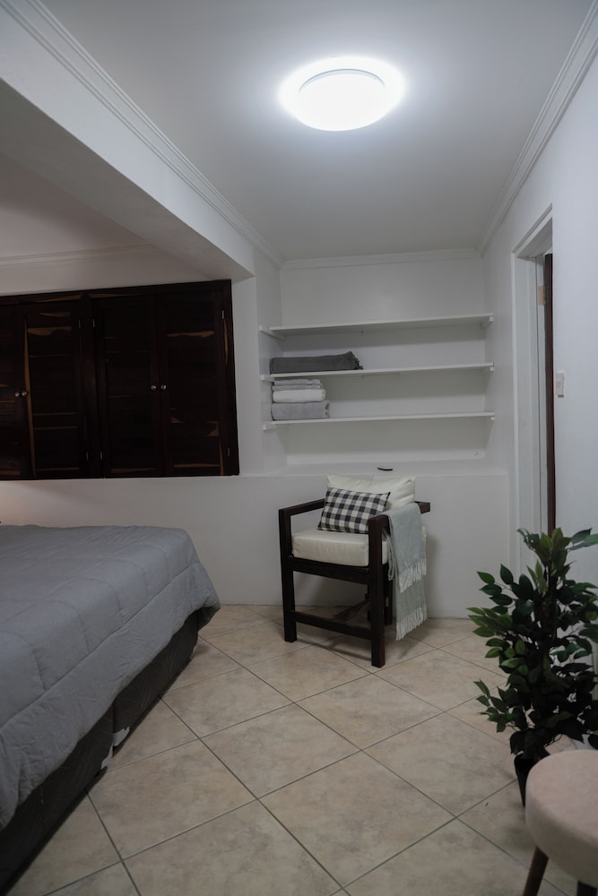 Sundrift Apartments