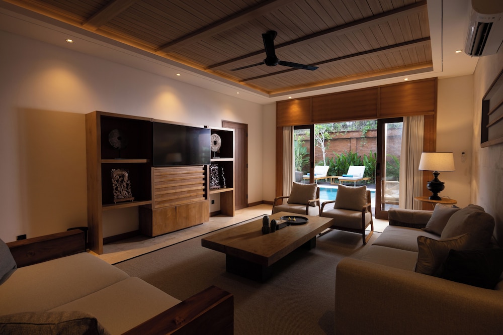 Astamaya Signature Villas