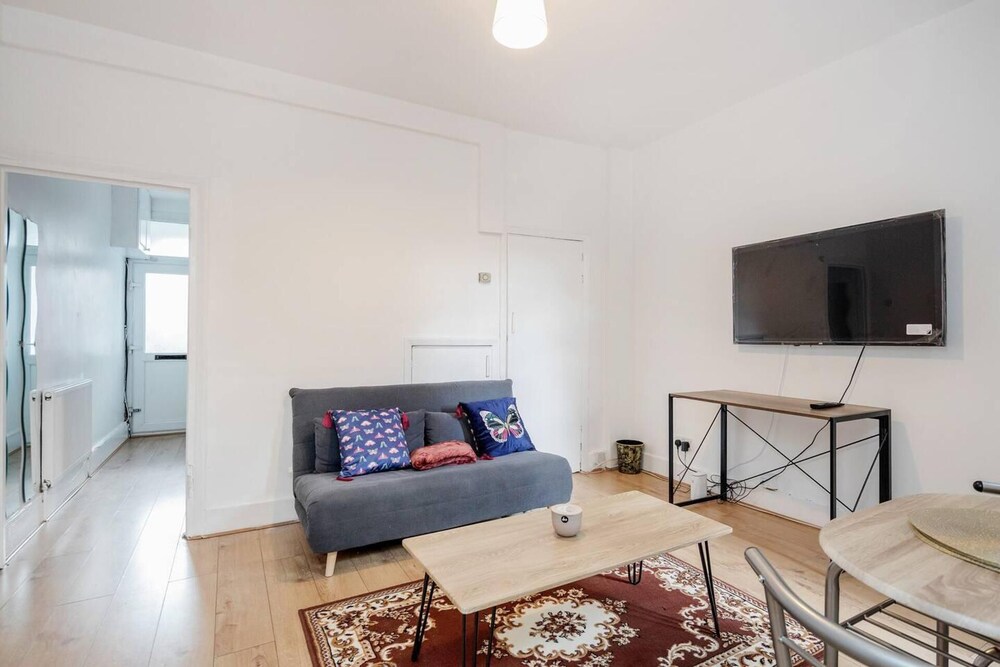 Impeccable and Welcoming 3-bed House in London