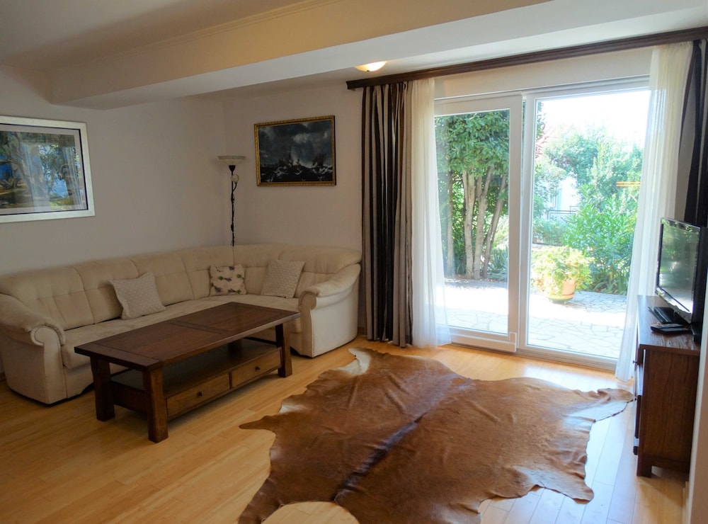Seaside Escape Selce Apartments