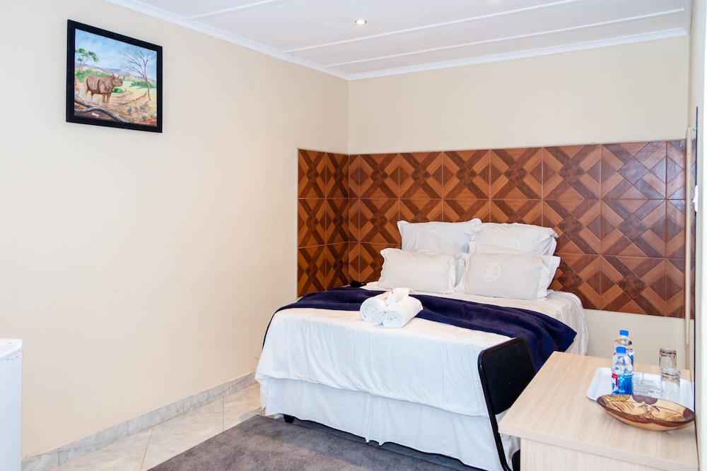 Glen Lodge & Tours