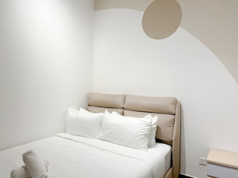 Mossaz by Manhattan Group