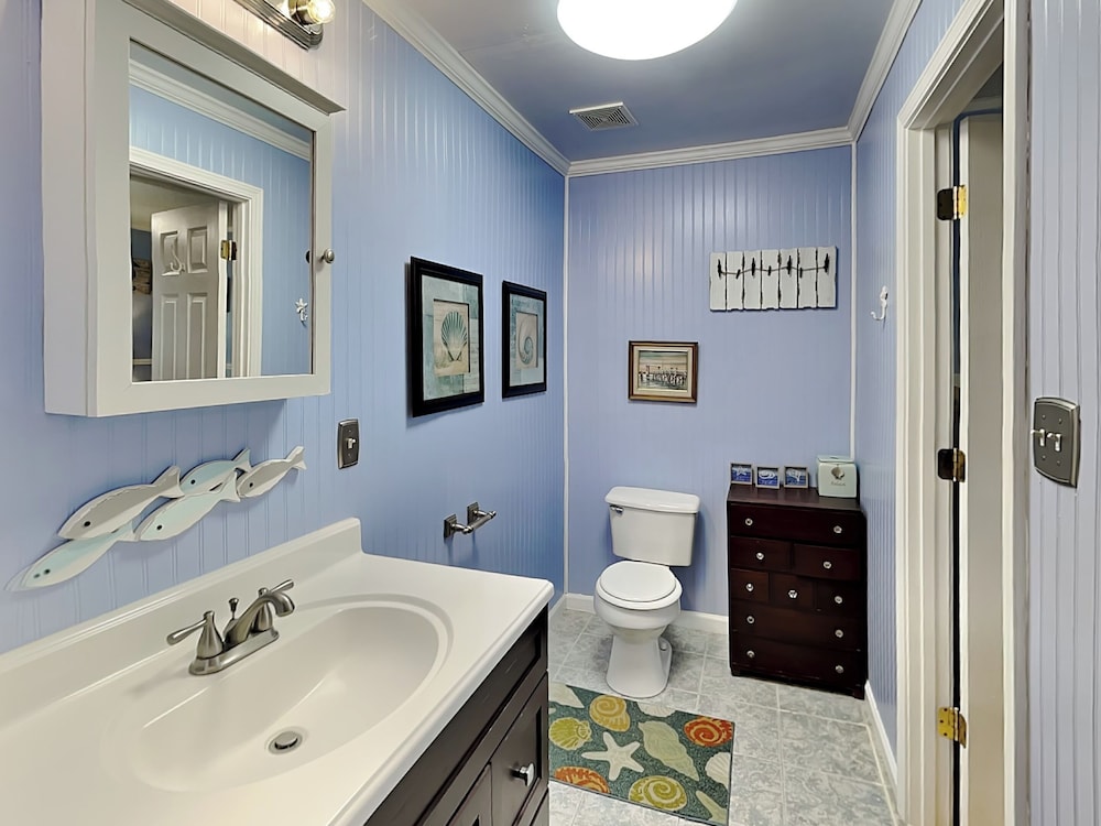 In Good Sands by Topsail Realty
