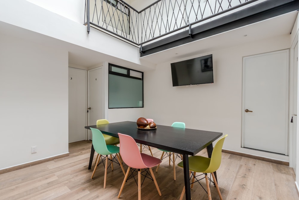 meeting & event spaces