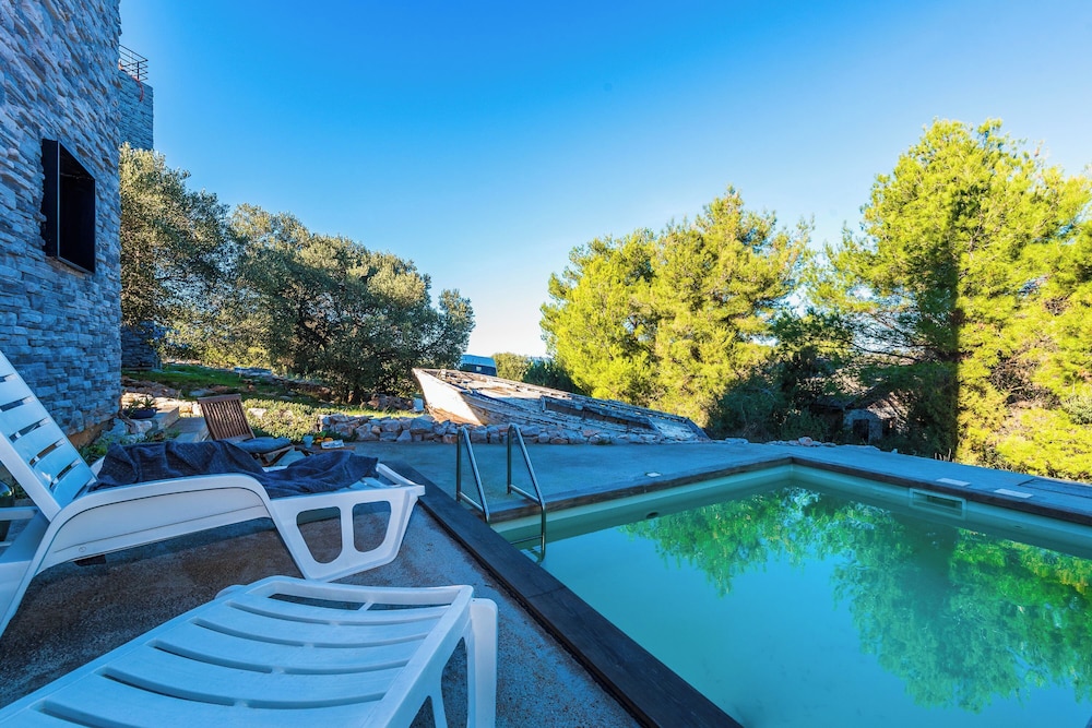 Villa Sun House