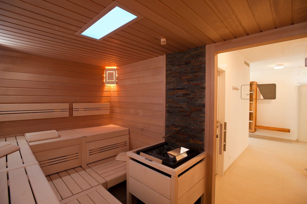 Schluga Spa Apartments & Mobile Homes