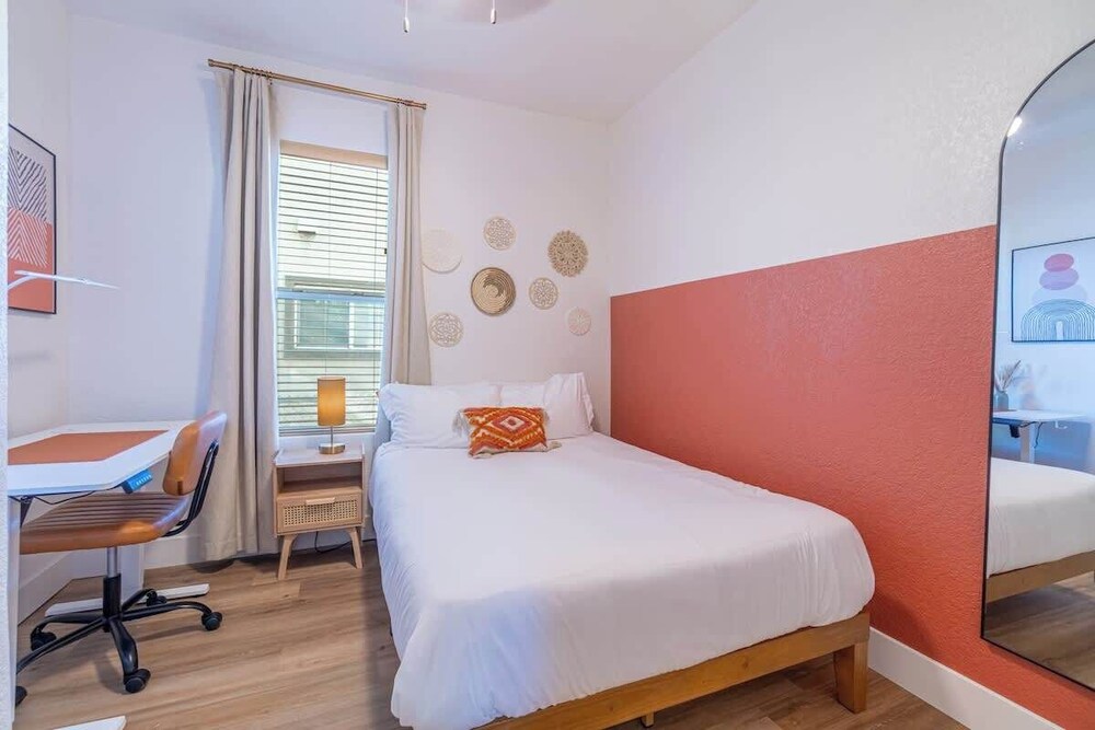 Charming Family 2BR Midtown Reno - Pets Welcome